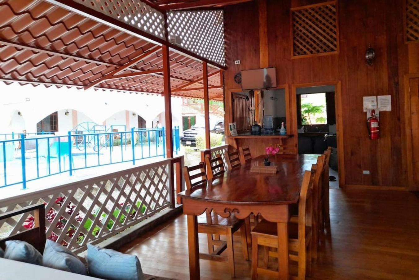 Poolside Beach House At Pangea Lodge Manzanillo  Buitenkant foto