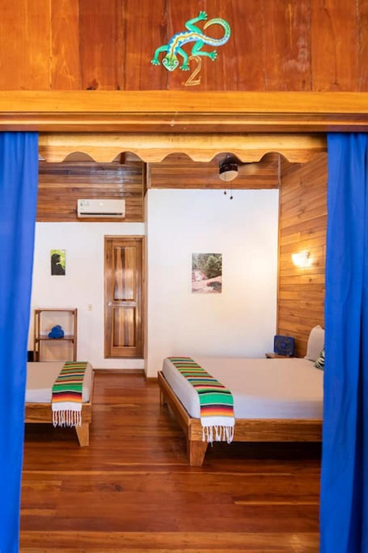 Poolside Beach House At Pangea Lodge Manzanillo  Buitenkant foto