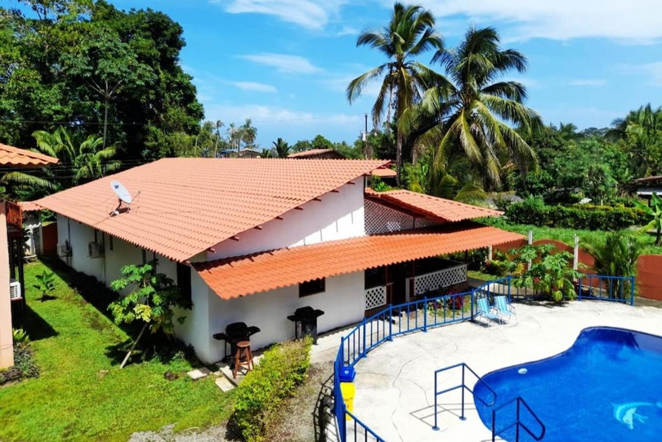 Poolside Beach House At Pangea Lodge Manzanillo  Buitenkant foto